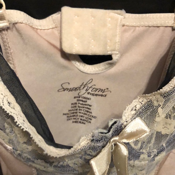 Smoothform Slip - Picture 4 of 5